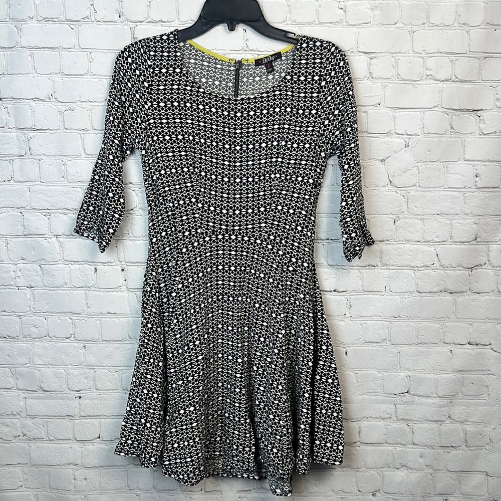 BeBop Black & White Skater Dress Juniors Size Small